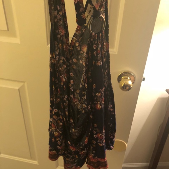 Blue floral off the shoulder shirt - Picture 2 of 2